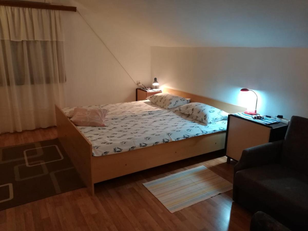 Raslina Sun Apartment Exterior photo