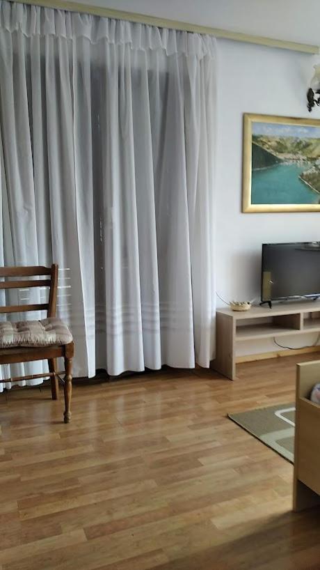 Raslina Sun Apartment Exterior photo
